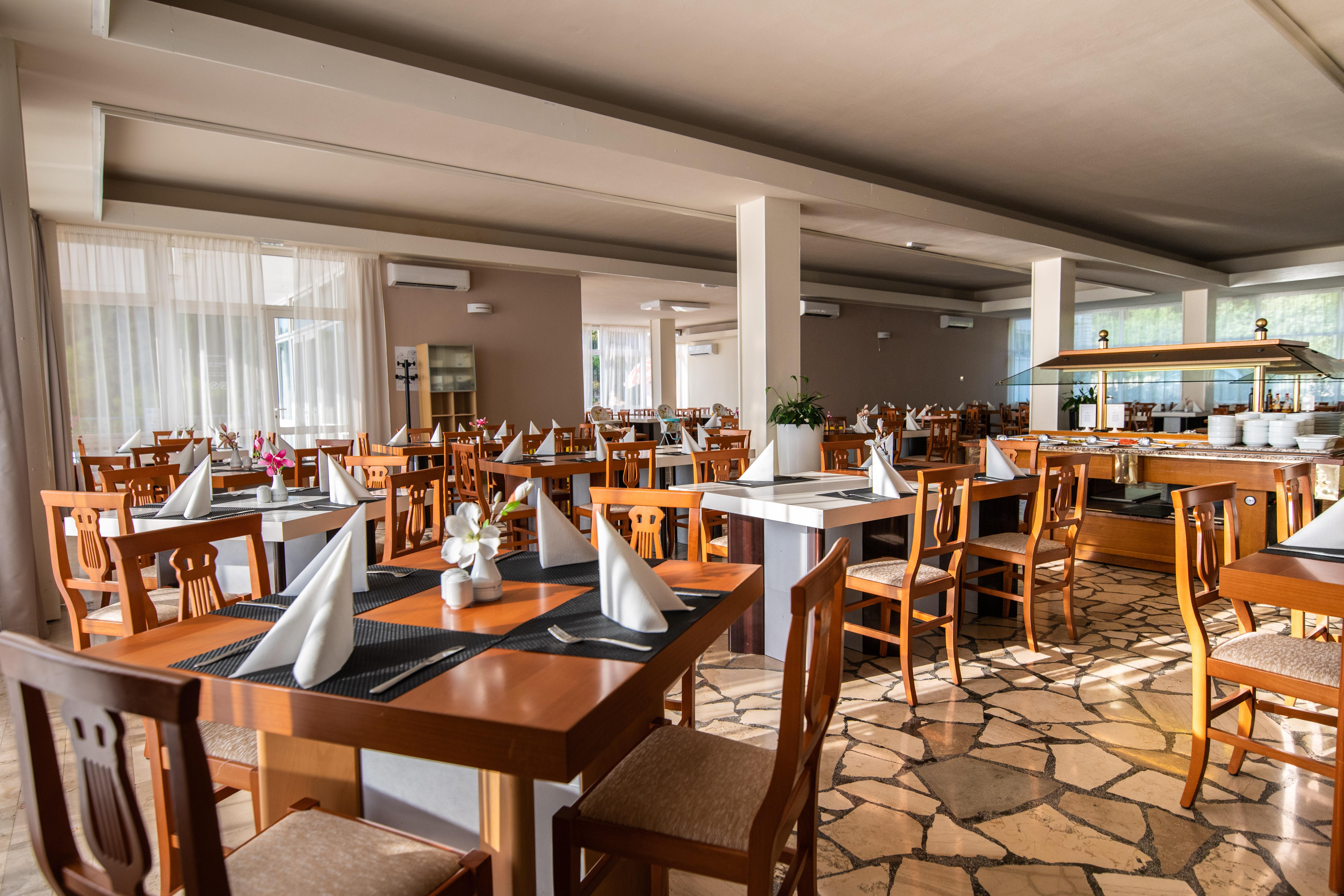 Horizont Resort Pula Exterior photo