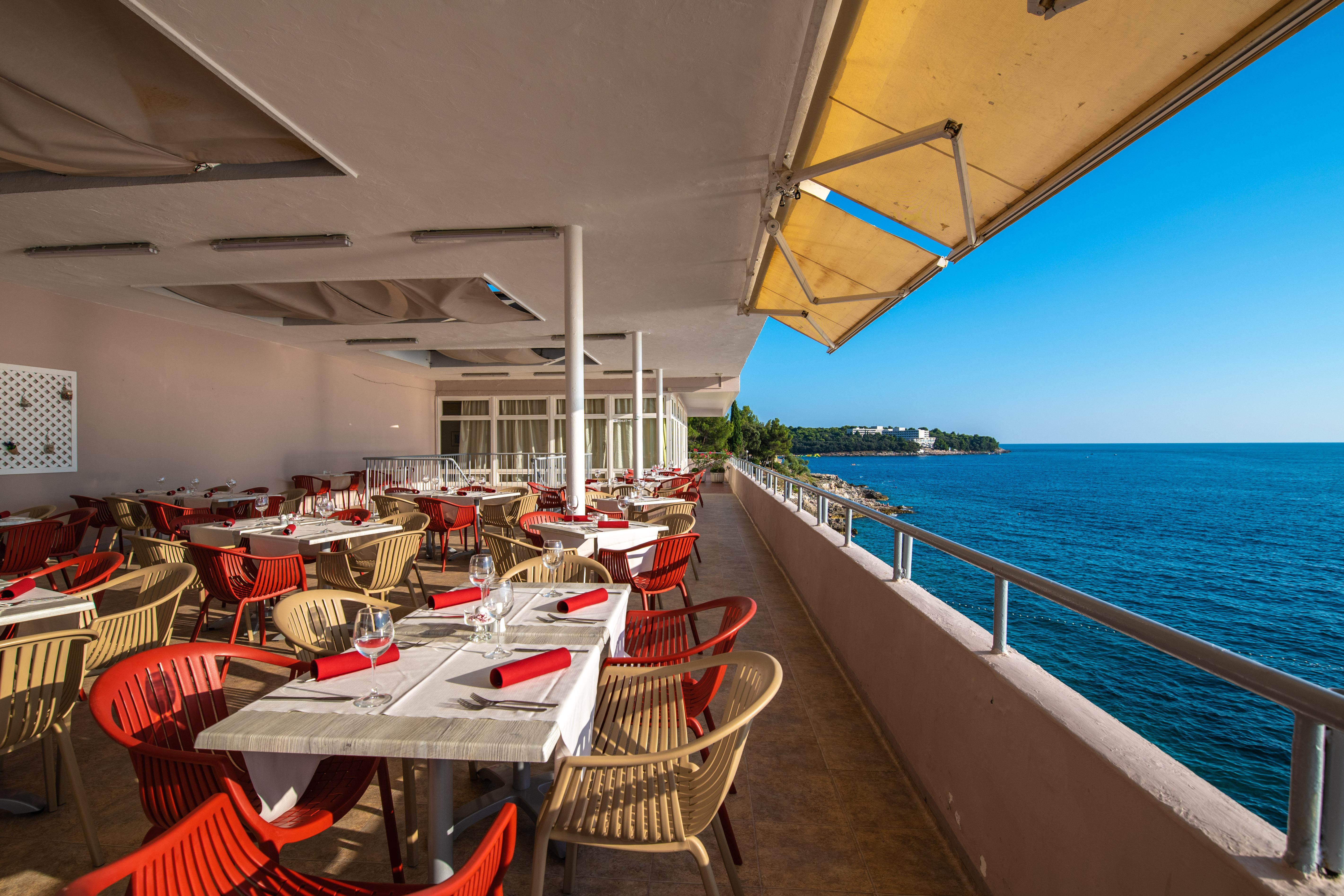 Horizont Resort Pula Exterior photo