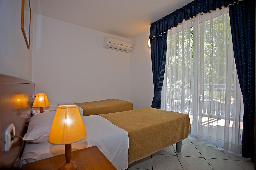 Horizont Resort Pula Exterior photo